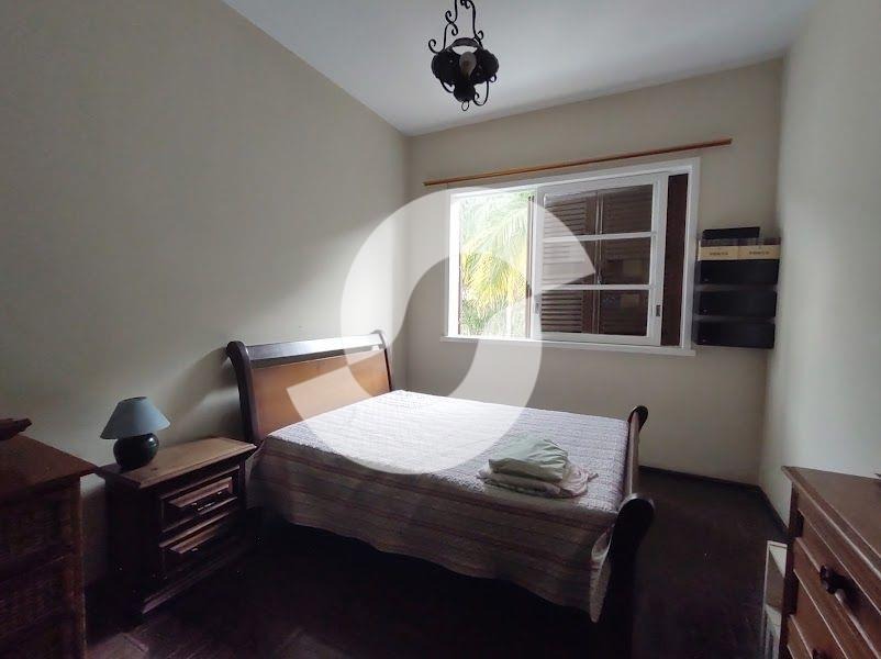 Imagem Casa com 3 Quartos à Venda ou Locação, 318 m² em Várzea - Teresópolis