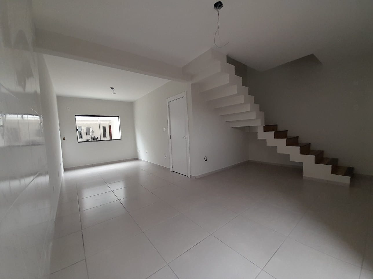 Imagem Sobrado com 2 Quartos à Venda, 93 m²em Centro - Navegantes