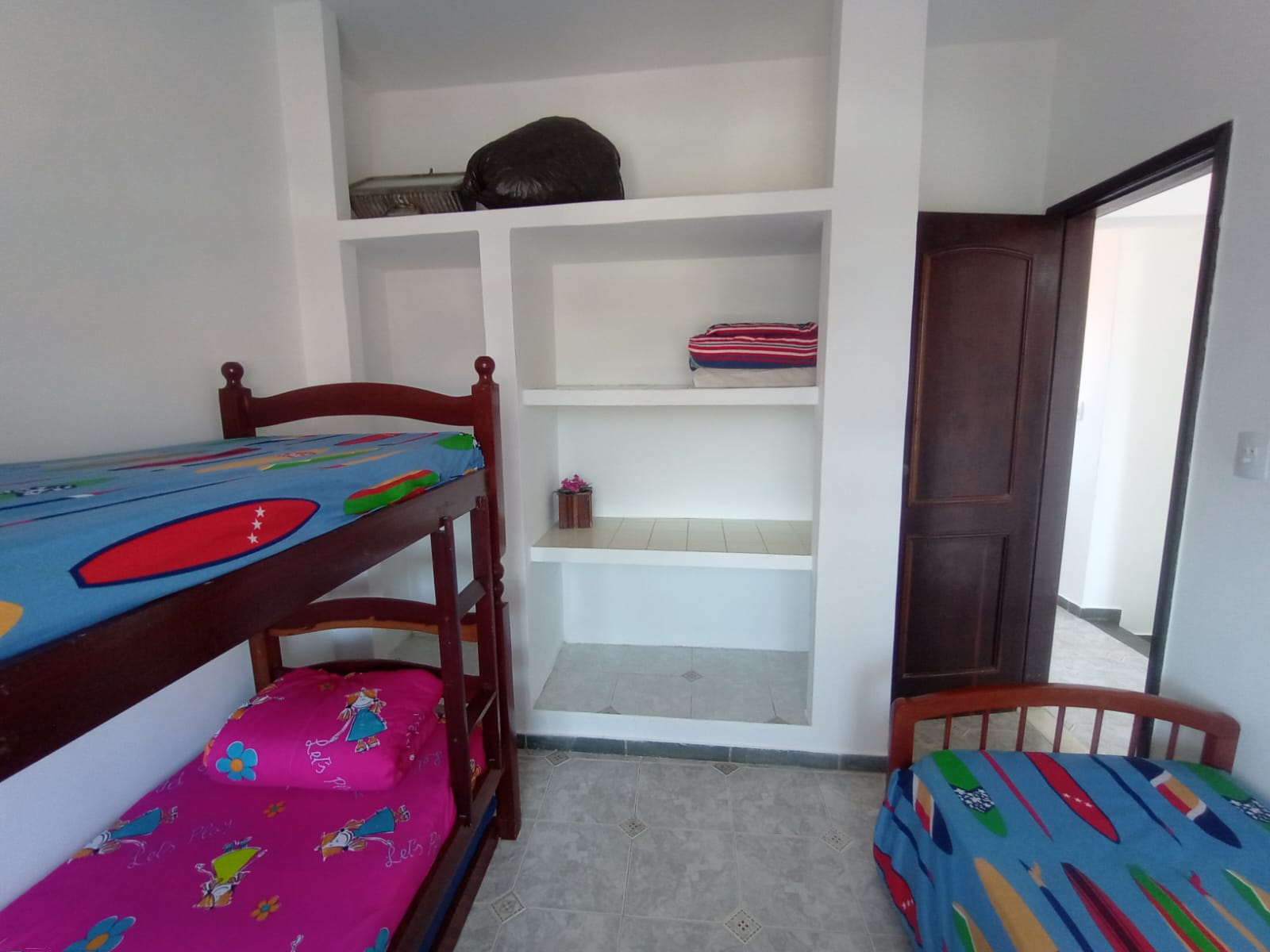 Imagem Casa com 4 Quartos à Venda, 402 m² em Jardim Atlântico Central (Itaipuaçu) - Maricá