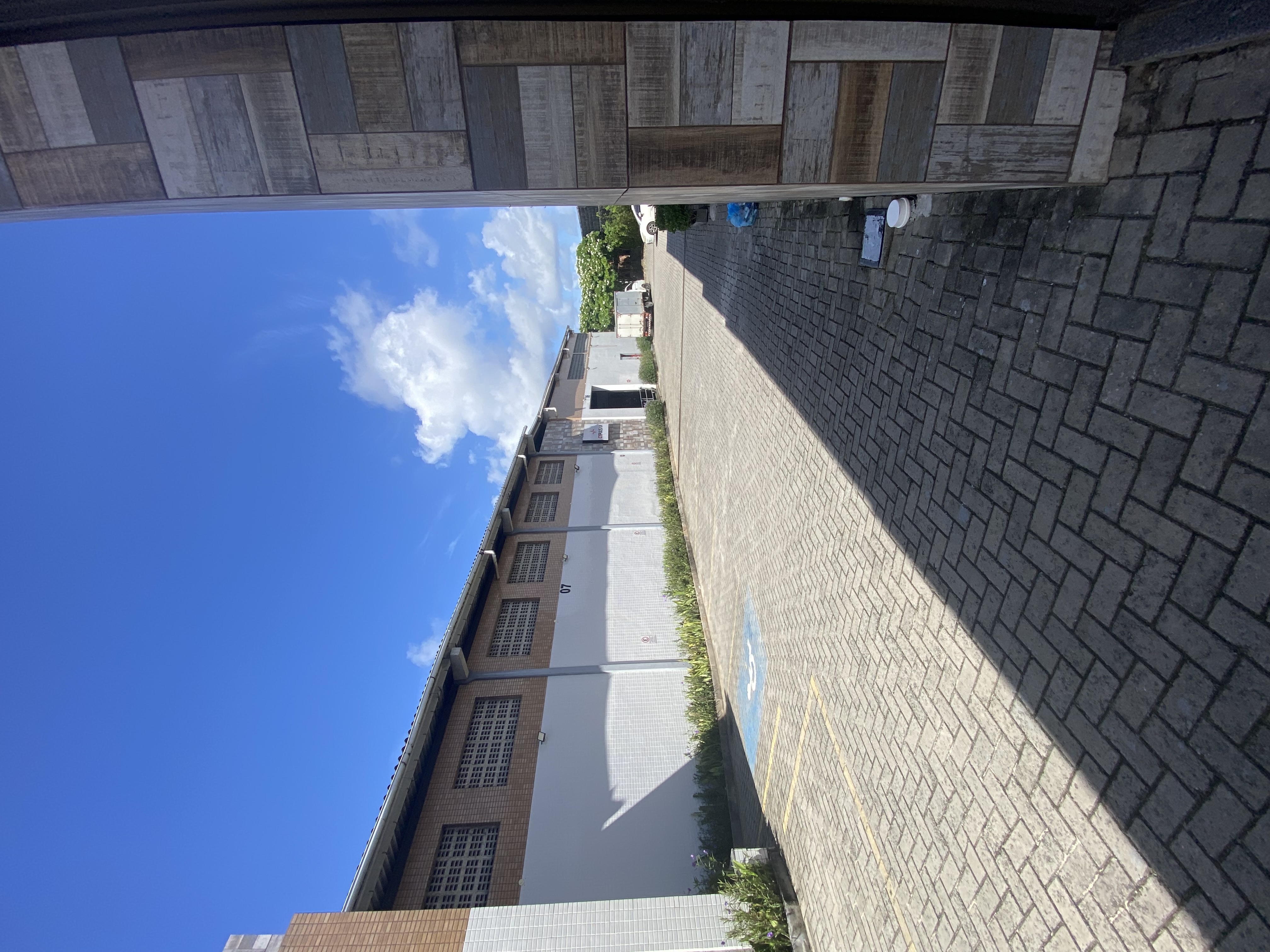 Imagem Imóvel Comercial para Alugar, 100 m²em Vilas do Atlântico - Lauro de Freitas Imagem Imóvel Comercial para Alugar, 100 m²em Vilas do Atlântico - Lauro de Freitas