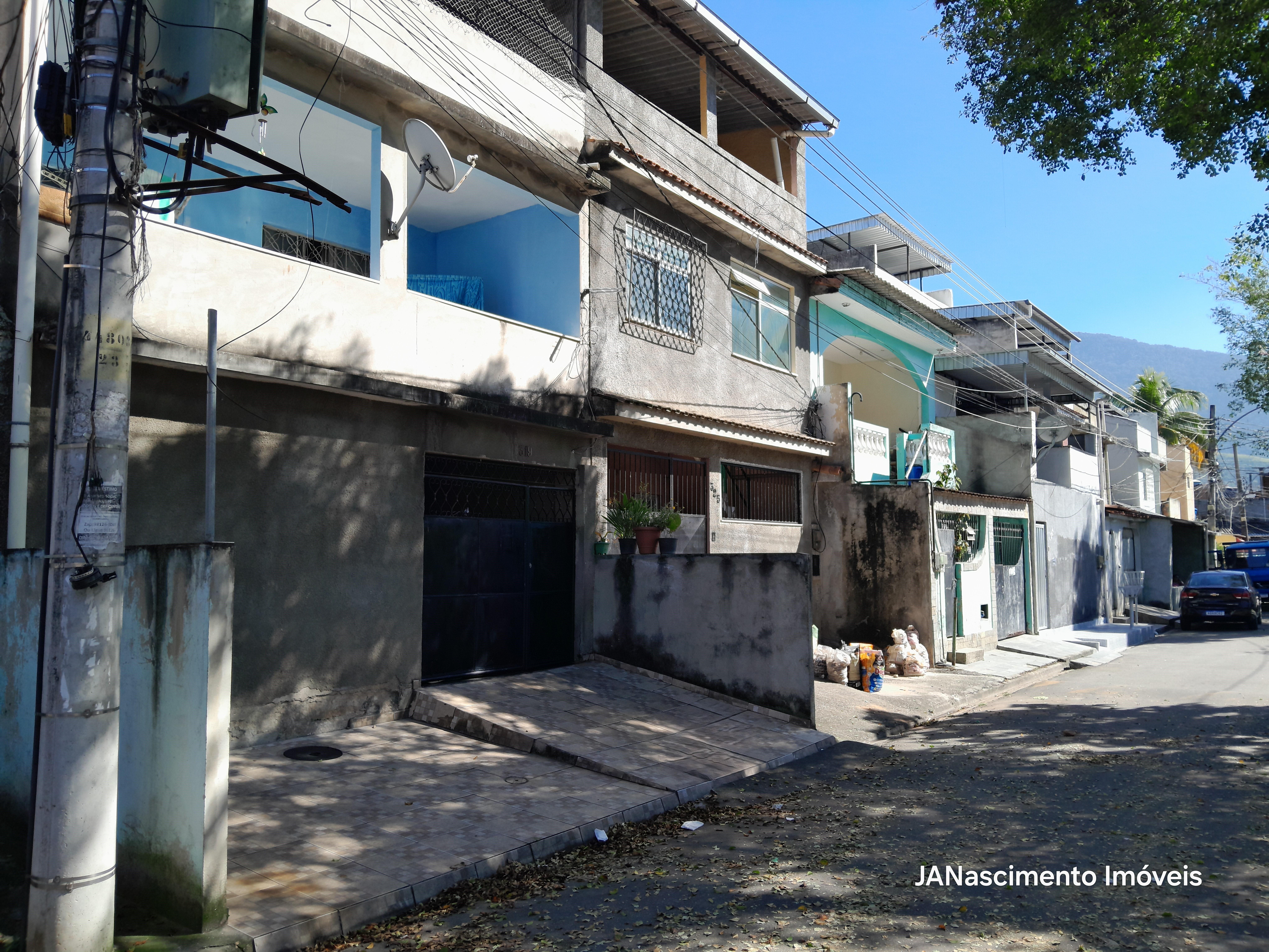 Imagem Casa com 2 Quartos à Venda, 150 m² em Bangu - Rio de Janeiro