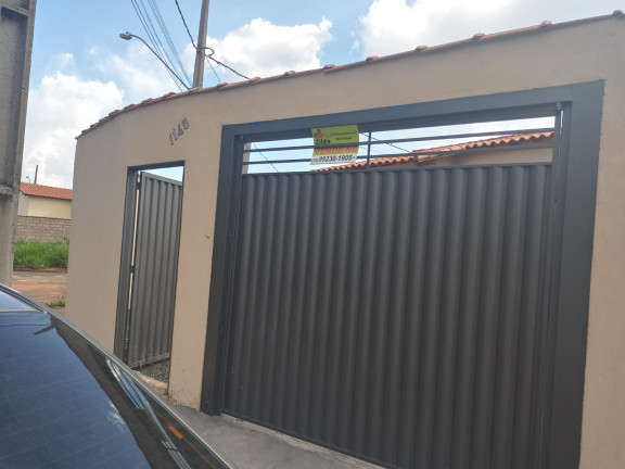 Casa com 3 Quartos à Venda, 72 m²em Vila Helena - São Sebastião do Paraíso