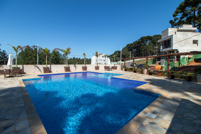 Imagem Sobrado com 3 Quartos à Venda, 300 m² em Santa Cândida - Curitiba Imagem Sobrado com 3 Quartos à Venda, 300 m² em Santa Cândida - Curitiba