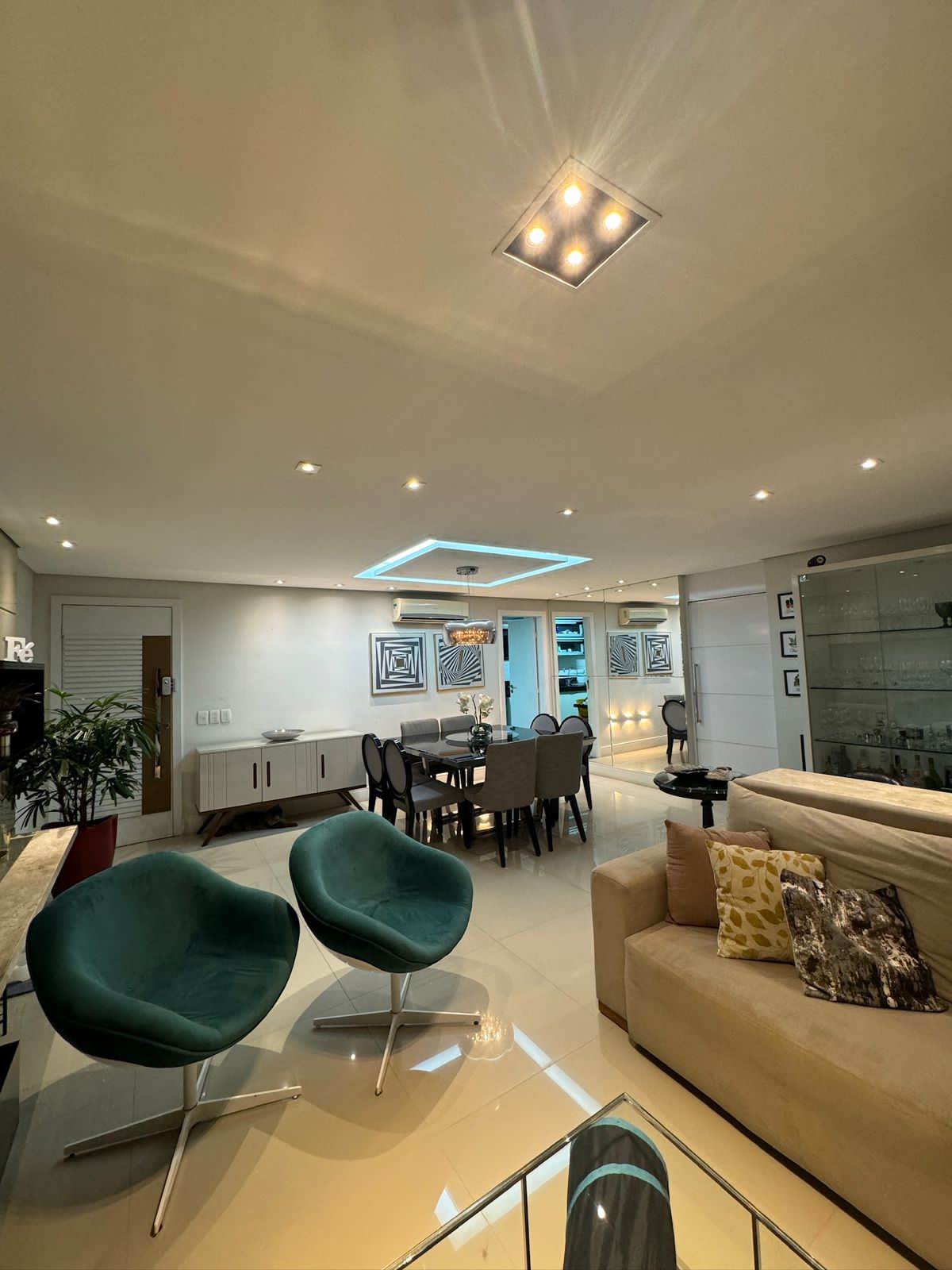 Apartamento com 3 Quartos à Venda, 100 m²em Cocó - Fortaleza