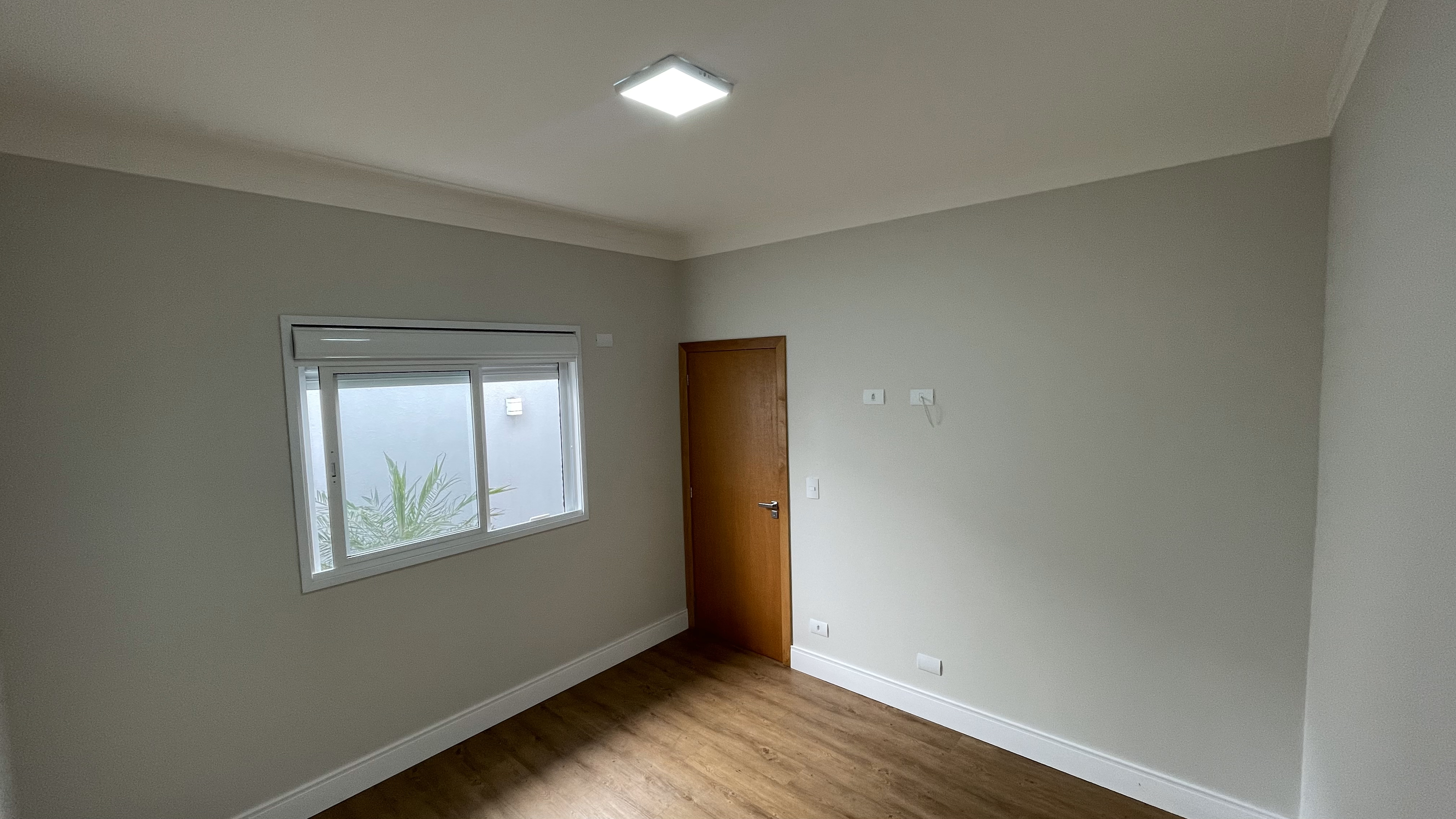 Imagem Casa com 3 Quartos à Venda, 140 m²em Jardim Munique - Maringá Imagem Casa com 3 Quartos à Venda, 140 m²em Jardim Munique - Maringá