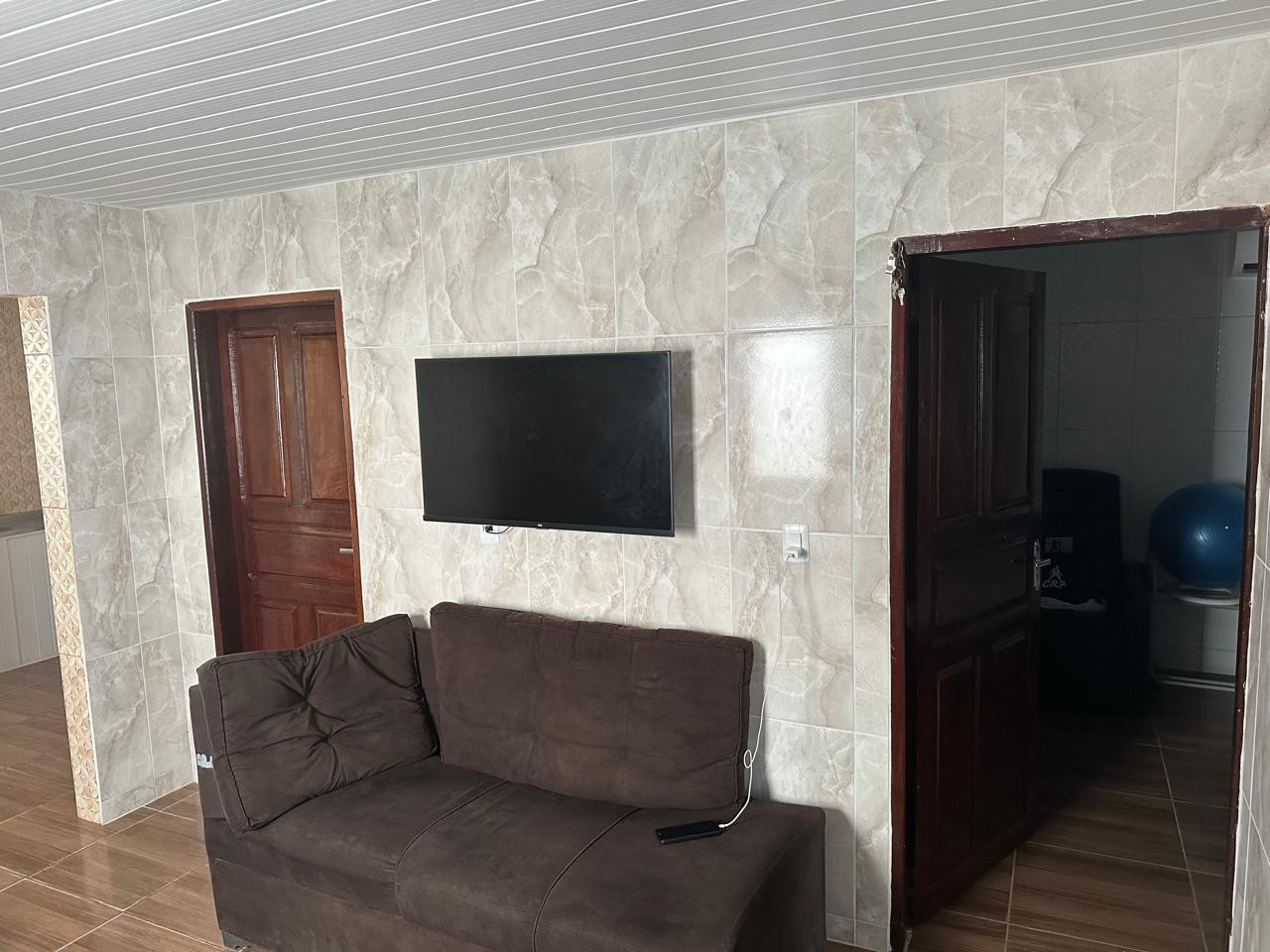 Casa com 2 Quartos à Venda, 119 m² em   - Escada