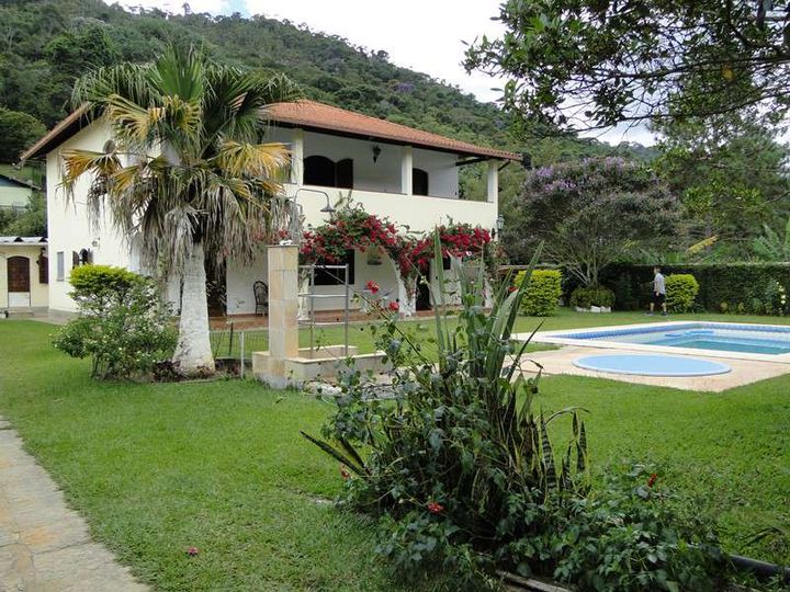 Imagem Casa com 5 Quartos à Venda, 500 m² em Várzea - Teresópolis