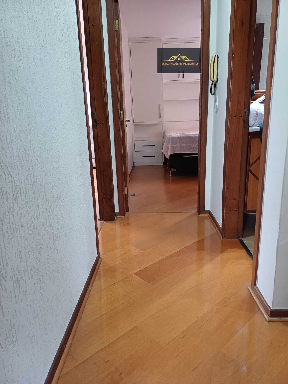 Imagem Apartamento com 4 Quartos à Venda, 147 m²em Portão - Curitiba