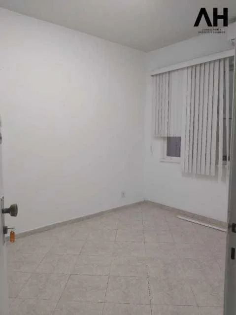 Imagem Sala Comercial à Venda ou Locação, 12 m²em Centro - Niterói Imagem Sala Comercial à Venda ou Locação, 12 m²em Centro - Niterói