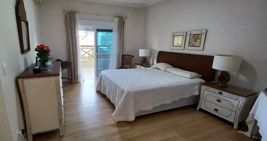 Imagem Casa com 3 Quartos à Venda, 263 m² em Jurerê Internacional - Florianópolis
