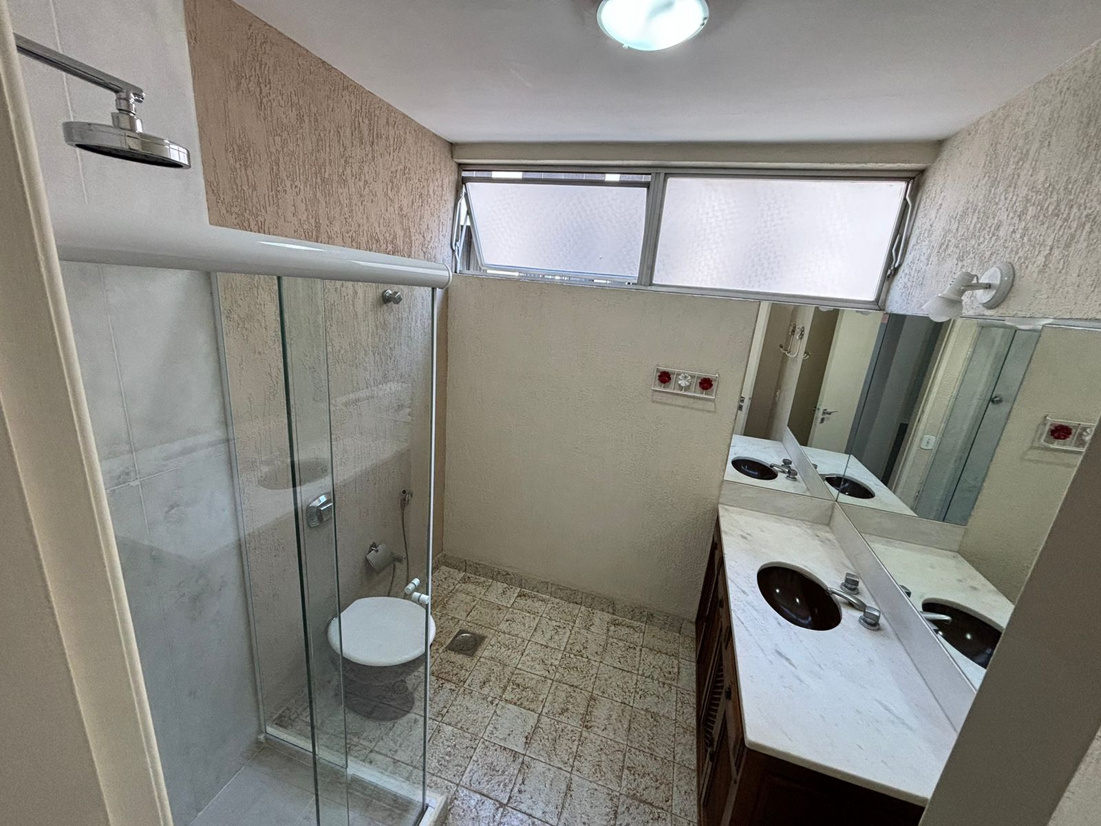 Imagem Apartamento com 3 Quartos à Venda, 208 m² em Centro - Petrópolis Imagem Apartamento com 3 Quartos à Venda, 208 m² em Centro - Petrópolis