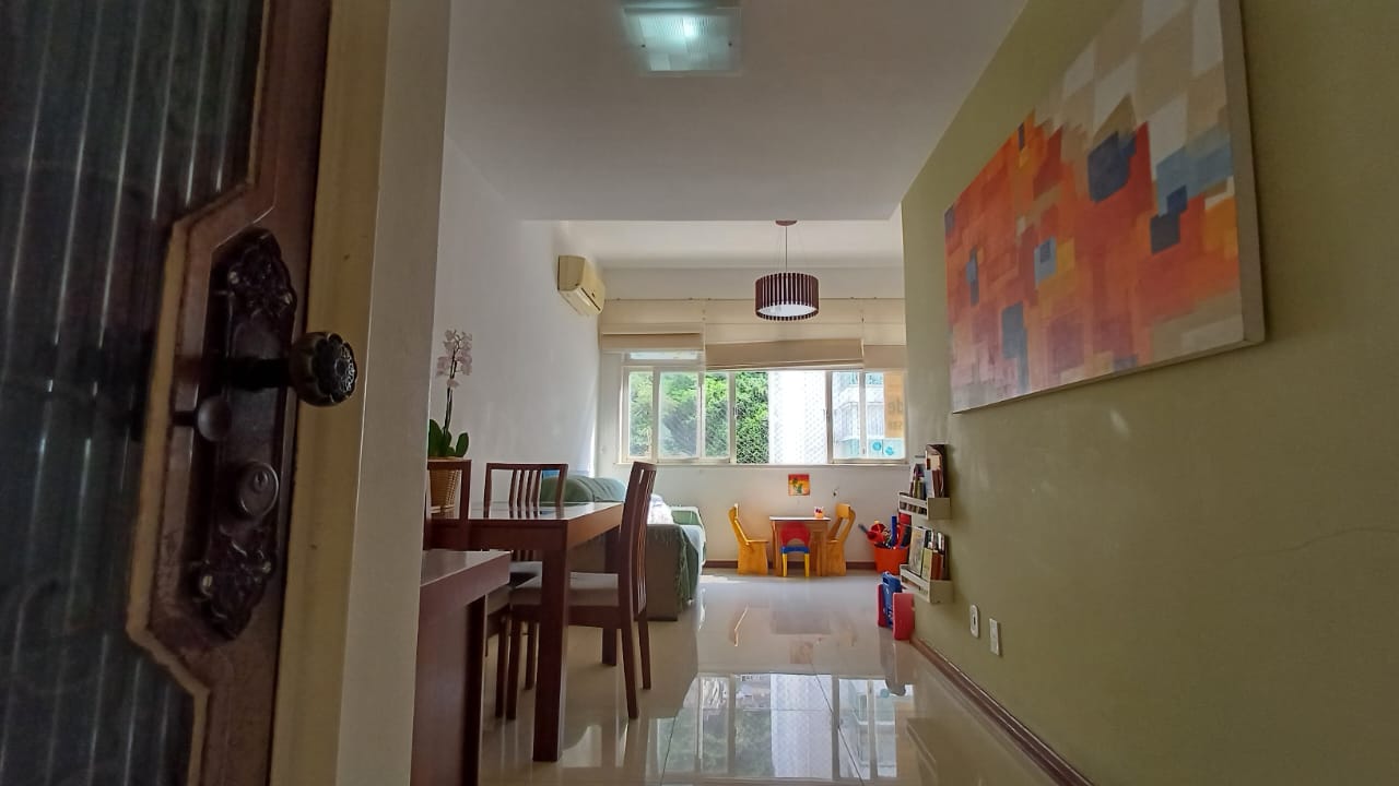 Imagem Apartamento com 2 Quartos à Venda, 85 m²em Copacabana - Rio de Janeiro