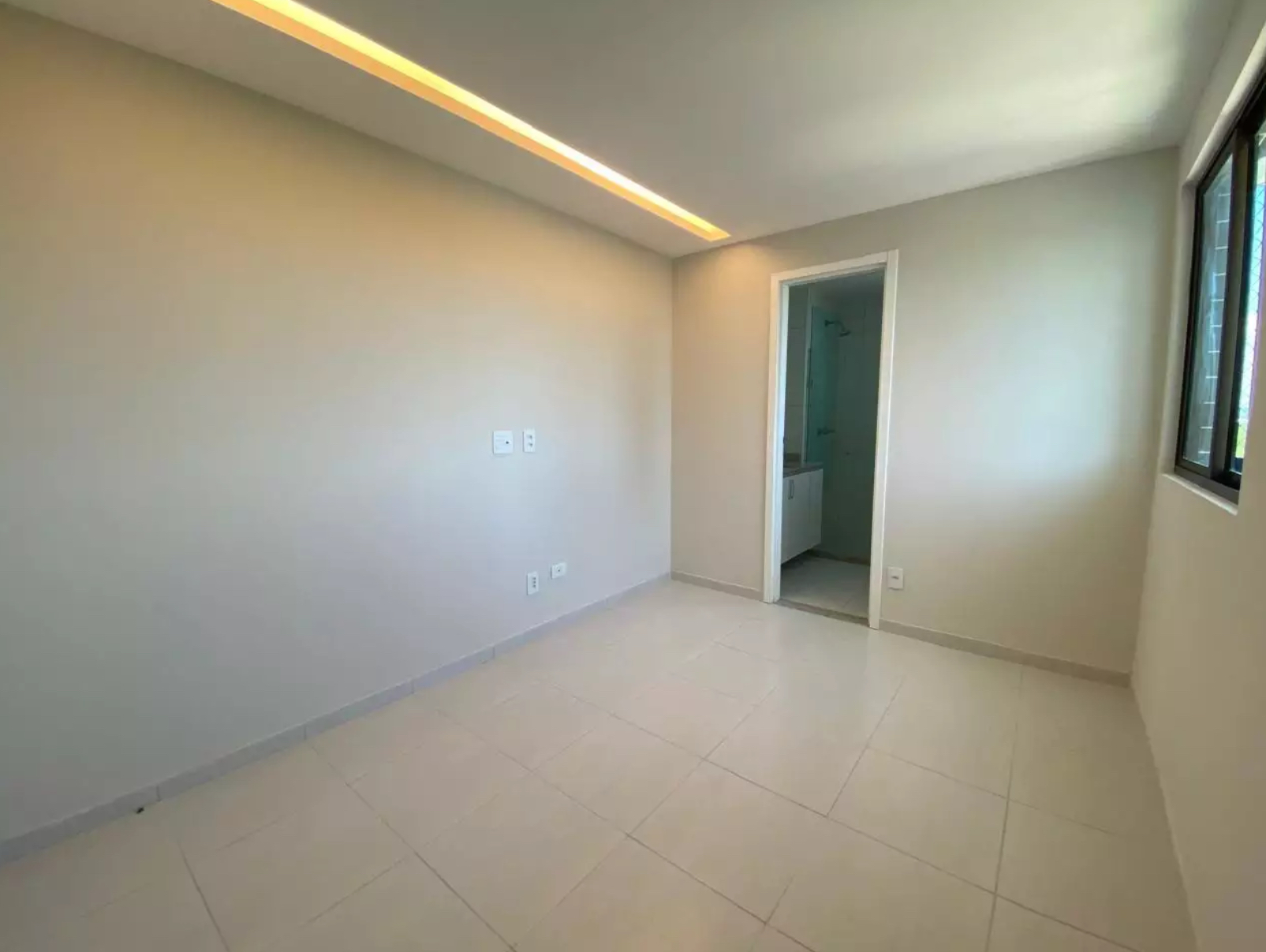 Imagem Apartamento com 4 Quartos à Venda, 138 m²em Boa Viagem - Recife