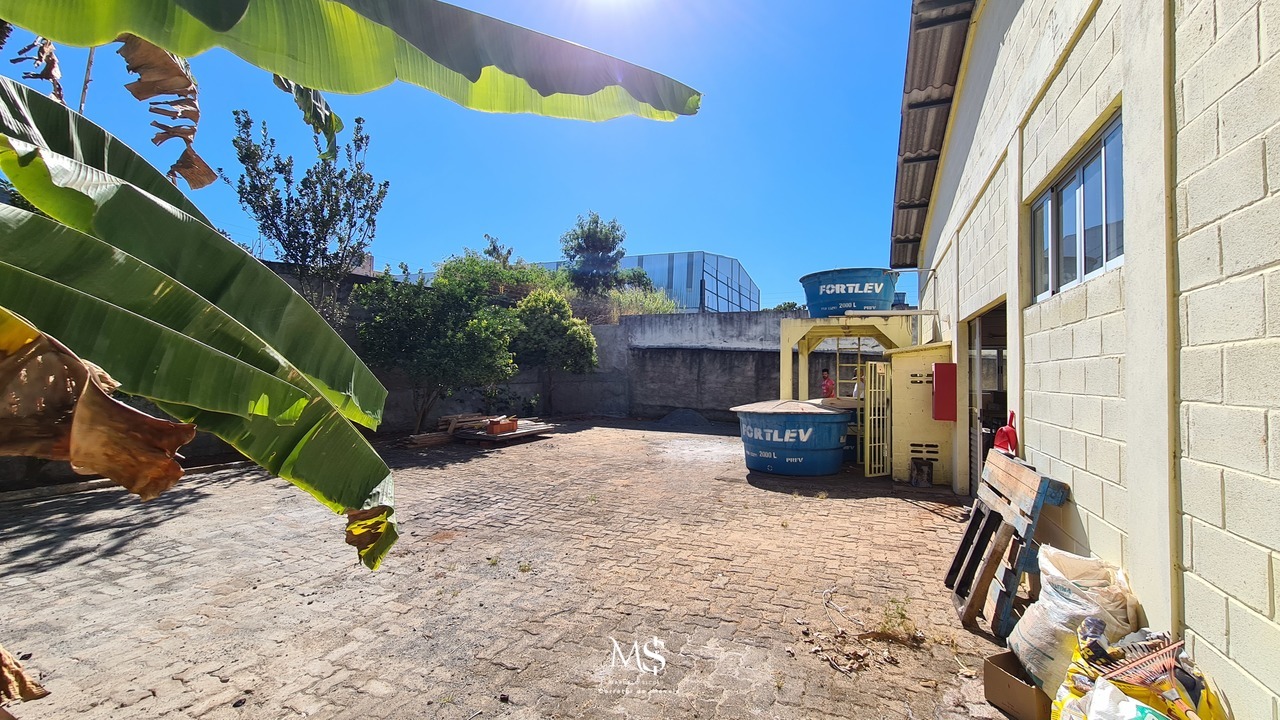 Imagem Galpão à Venda ou Locação, 224 m² em Sobradinho - Brasília Imagem Galpão à Venda ou Locação, 224 m² em Sobradinho - Brasília