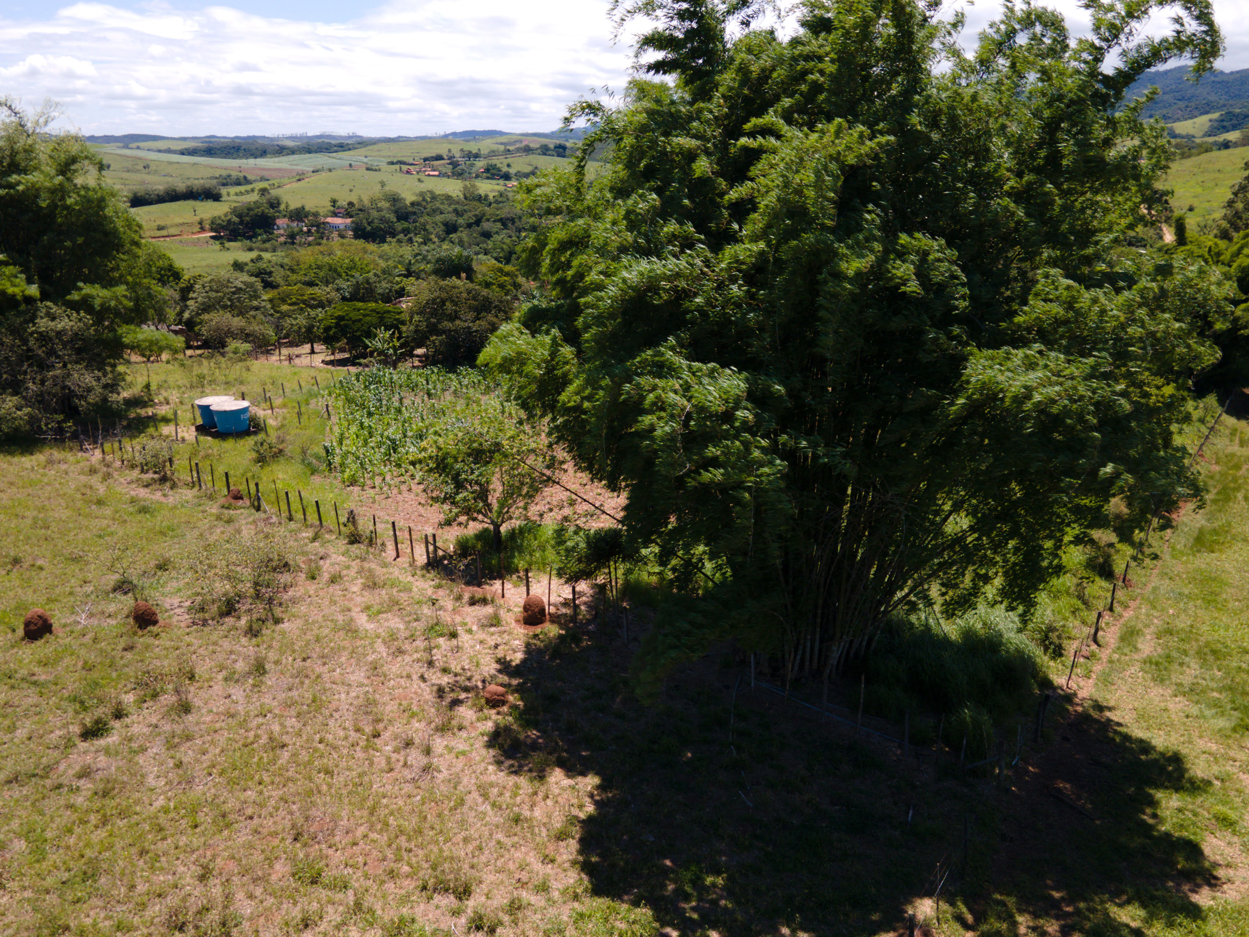 Imagem Chácara com 3 Quartos à Venda, 24.000 m² em Chácara Marambaia - Caçapava Imagem Chácara com 3 Quartos à Venda, 24.000 m² em Chácara Marambaia - Caçapava