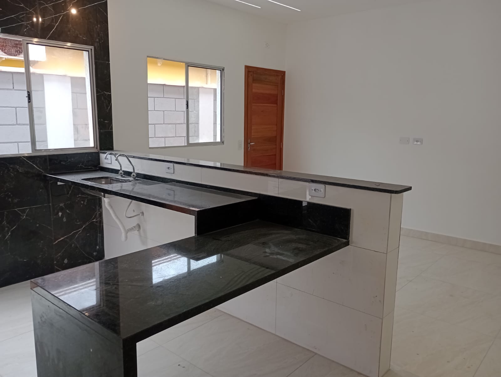 Imagem Casa com 2 Quartos à Venda, 80 m²em Nossa Senhora do Sion - Itanhaém