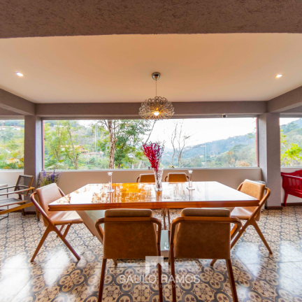 Imagem Casa de Condomínio com 8 Quartos à Venda, 430 m² em Itaipava - Petrópolis