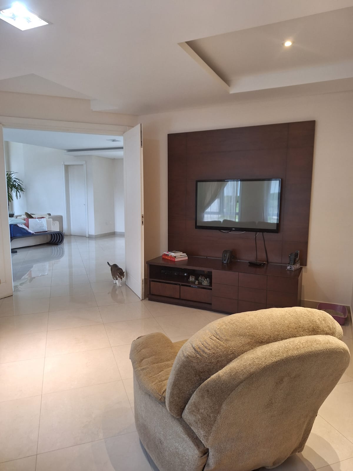 Imagem Casa com 4 Quartos à Venda, 600 m²em Tamboré - Santana de Parnaíba Imagem Casa com 4 Quartos à Venda, 600 m²em Tamboré - Santana de Parnaíba