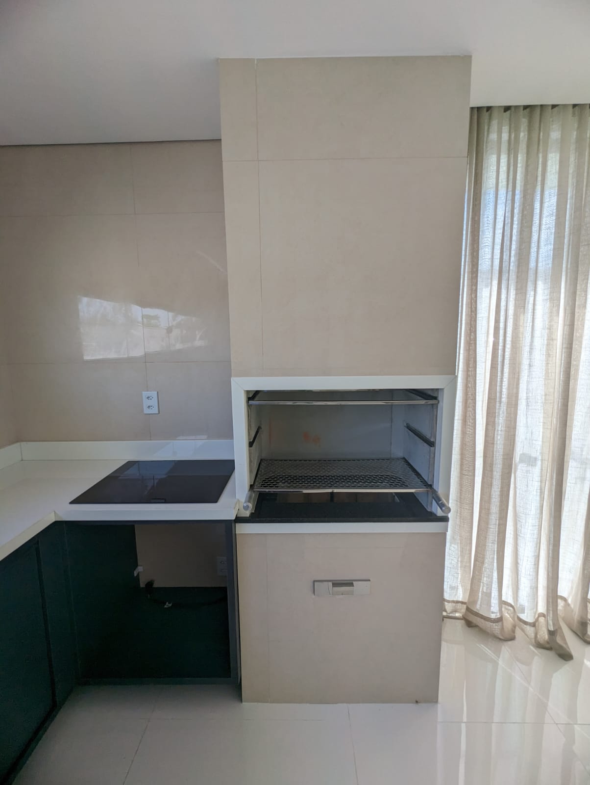 Imagem Casa de Condomínio com 3 Quartos à Venda, 290 m²em Ponta Negra - Manaus Imagem Casa de Condomínio com 3 Quartos à Venda, 290 m²em Ponta Negra - Manaus