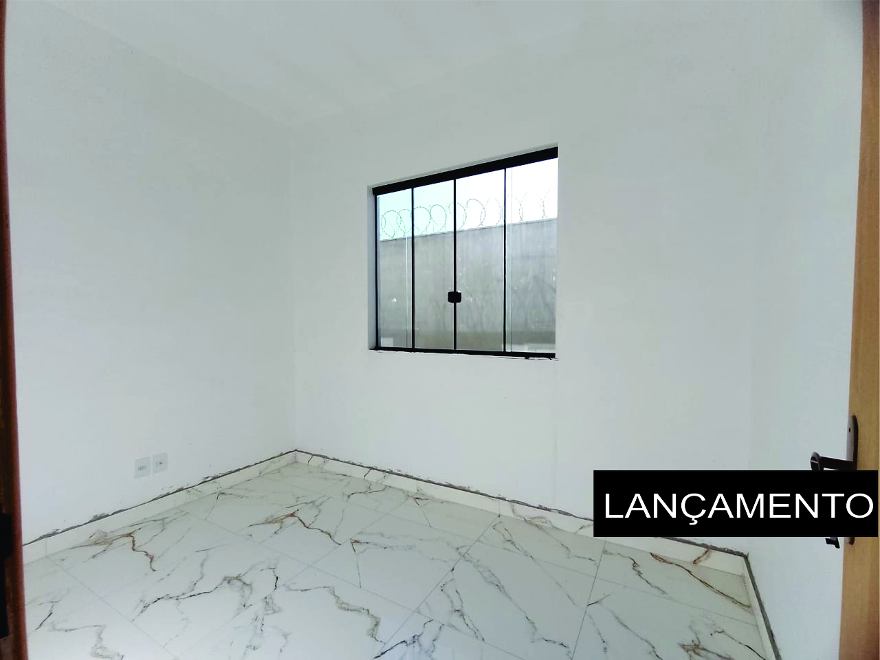 Imagem Casa com 3 Quartos à Venda, 70 m²em Novo Centro - Santa Luzia Imagem Casa com 3 Quartos à Venda, 70 m²em Novo Centro - Santa Luzia