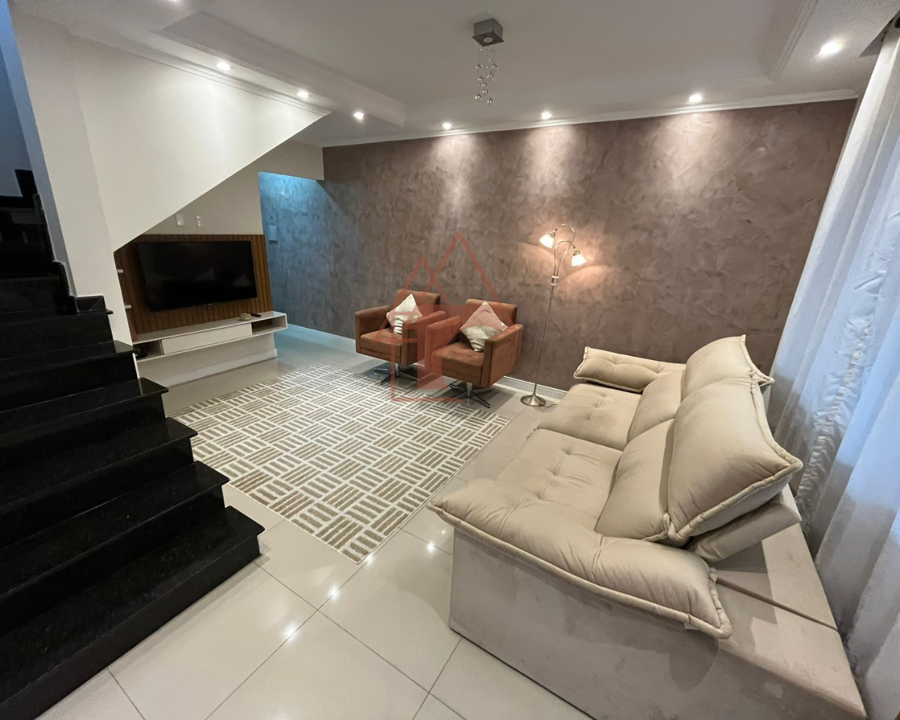 Imagem Sobrado com 3 Quartos à Venda, 155 m²em Vila Ponte Nova - Cubatão Imagem Sobrado com 3 Quartos à Venda, 155 m²em Vila Ponte Nova - Cubatão