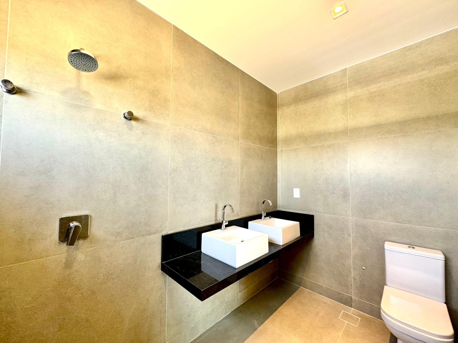 Imagem Casa com 4 Quartos à Venda, 266 m² em coiité - Euzebio