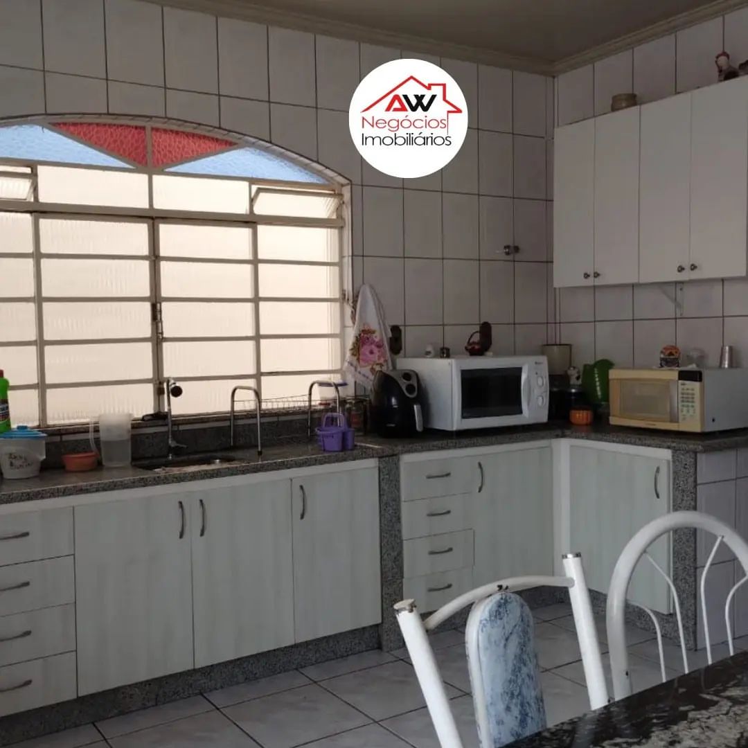 Imagem Casa com 3 Quartos à Venda, 486 m²em Sevilha (2ª Seção) - Ribeirão das Neves