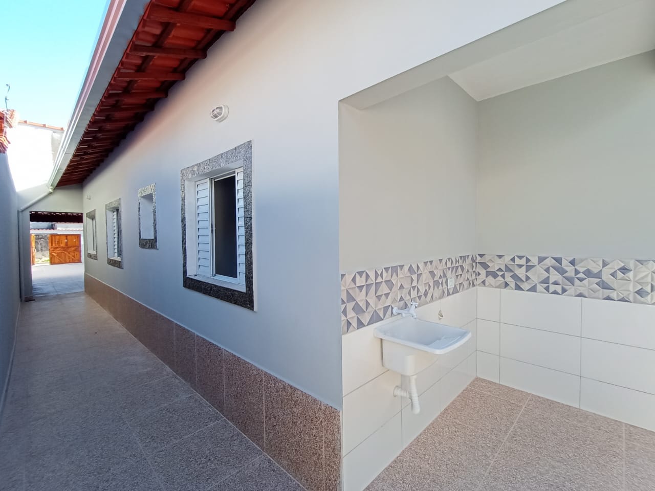 Imagem Casa com 2 Quartos à Venda, 80 m²em Balneário Samas - Mongaguá