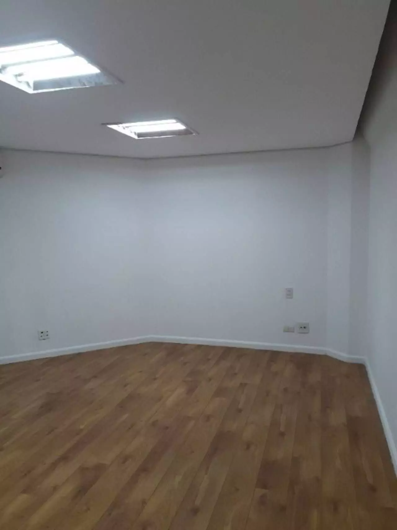 Imagem Sala Comercial à Venda ou Locação, 204 m² em Cidade Monções - São Paulo