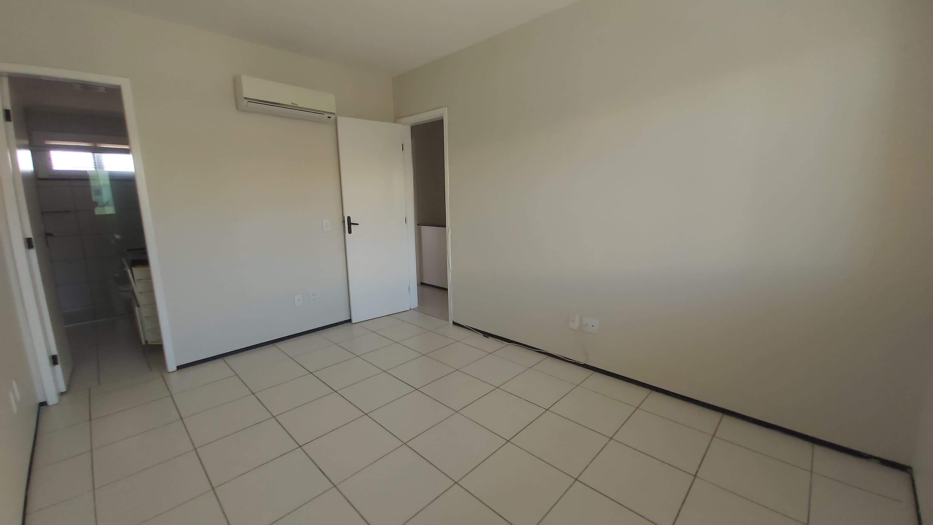 Imagem Casa de Condomínio com 3 Quartos à Venda, 131 m² em Engenheiro Luciano Cavalcante - Fortaleza Imagem Casa de Condomínio com 3 Quartos à Venda, 131 m² em Engenheiro Luciano Cavalcante - Fortaleza