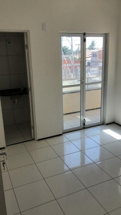 Imagem Casa com 2 Quartos à Venda, 100 m² em Siqueira - Fortaleza