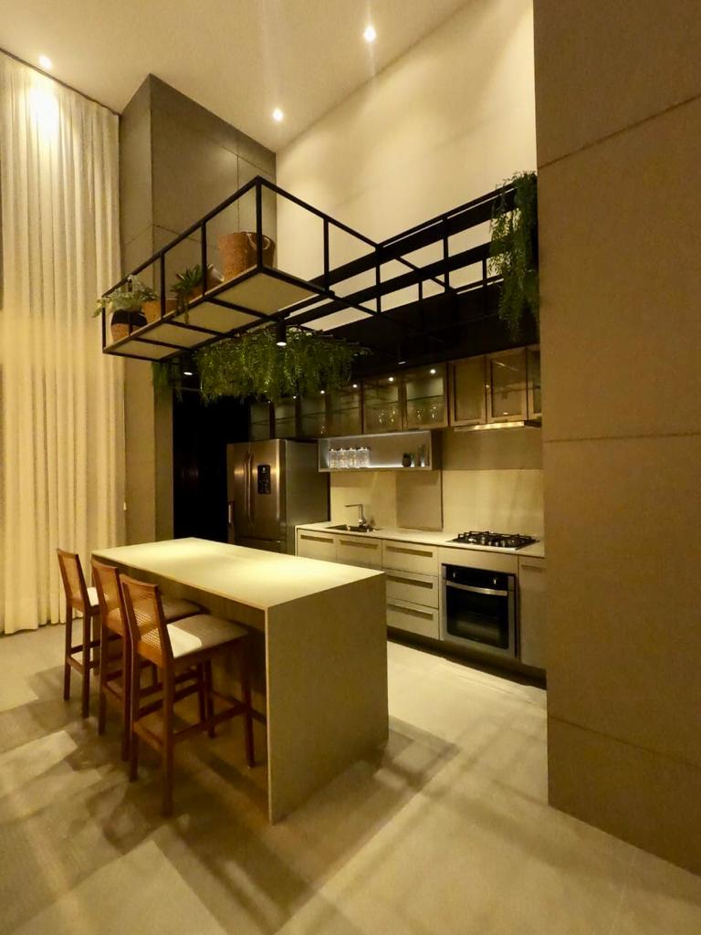 Imagem Apartamento com 4 Quartos à Venda, 220 m² em Jurerê Internacional - Florianópolis