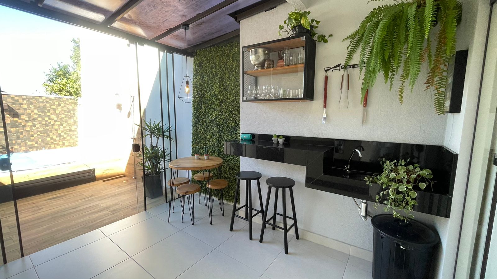 Imagem Sobrado com 2 Quartos à Venda, 84 m²em Guanabara - Joinville