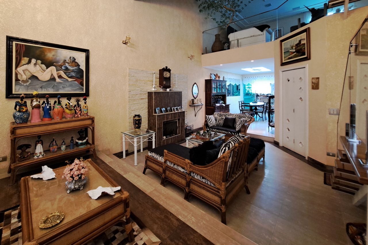 Imagem Sobrado com 4 Quartos à Venda, 320 m² em Santa Maria - São Caetano do Sul