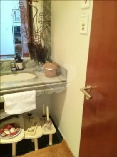 Imagem Apartamento com 3 Quartos à Venda, 213 m²em Vila Suzana - São Paulo Imagem Apartamento com 3 Quartos à Venda, 213 m²em Vila Suzana - São Paulo