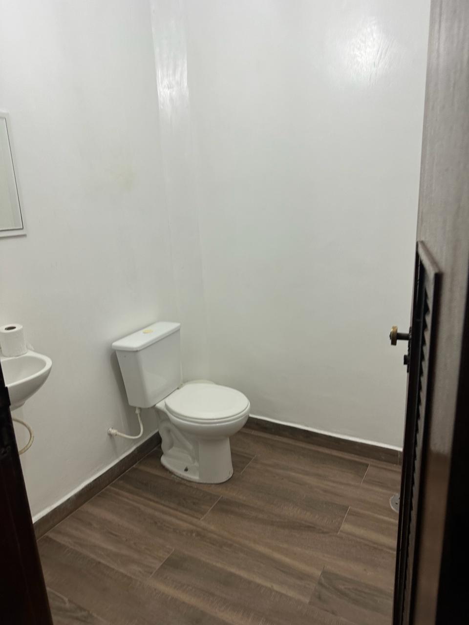 Imagem Casa com 3 Quartos à Venda, 190 m²em Jardim São Roberto - Guarulhos
