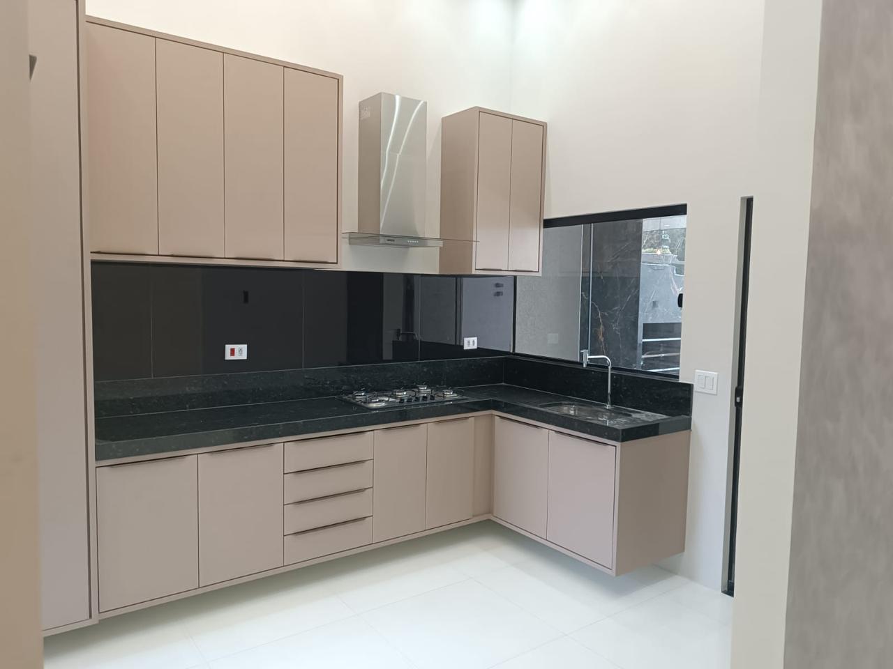 Imagem Casa com 3 Quartos à Venda, 118 m²em Vila Almeida - Campo Grande Imagem Casa com 3 Quartos à Venda, 118 m²em Vila Almeida - Campo Grande