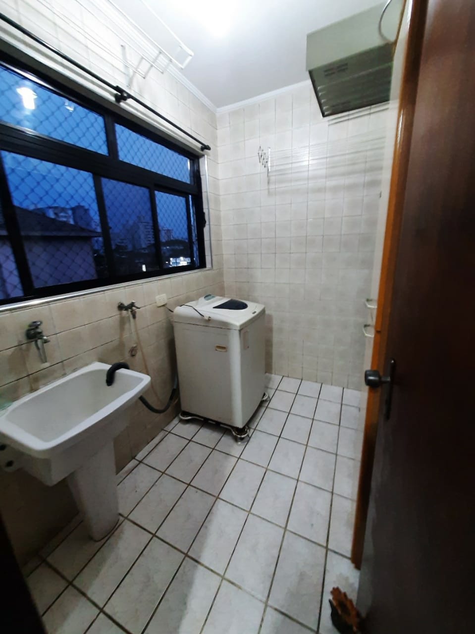 Imagem Cobertura com 4 Quartos à Venda, 180 m²em Macuco - Santos