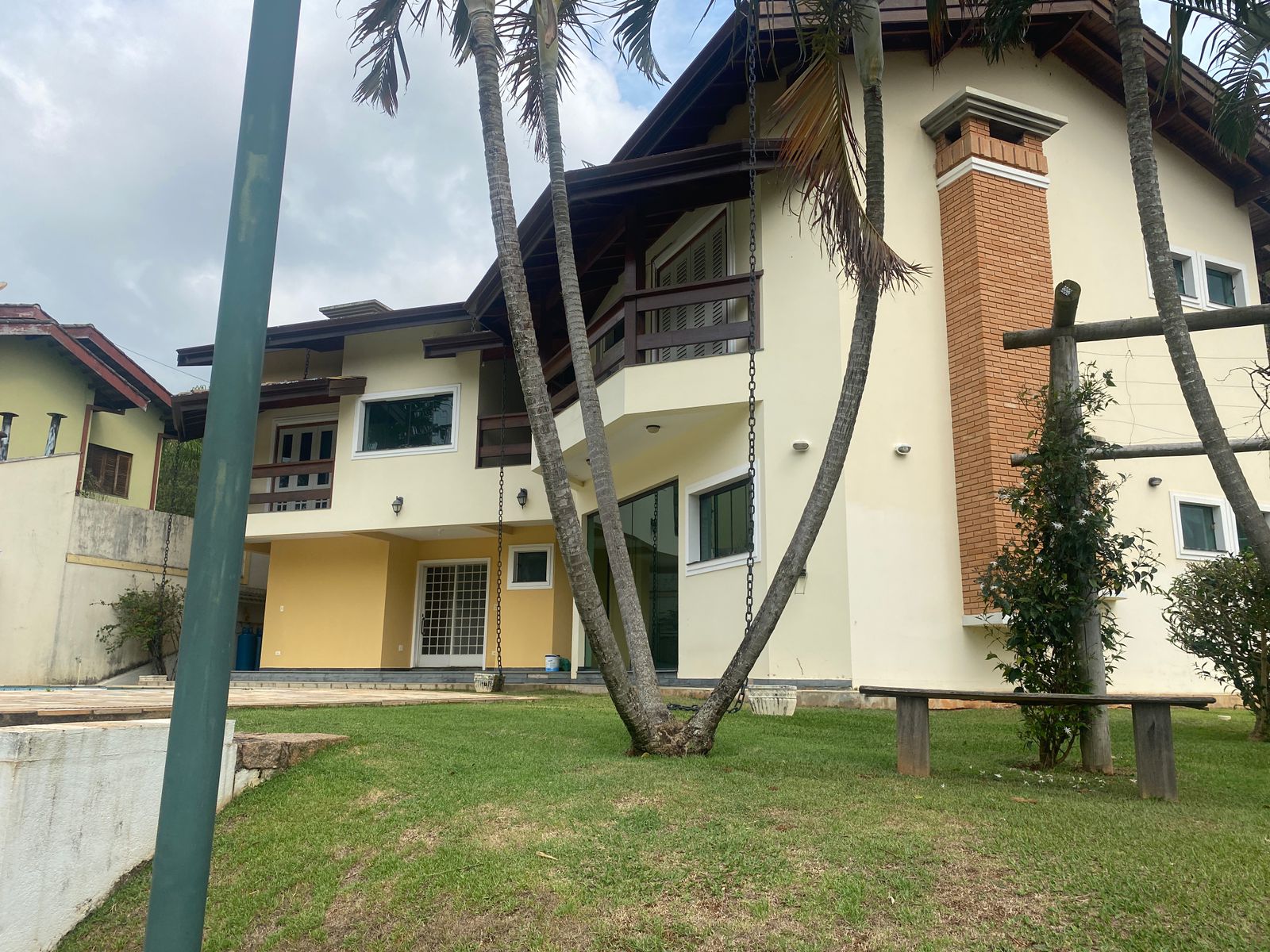 Imagem Casa de Condomínio com 4 Quartos à Venda, 413 m² em Condomínio Flamboyant-B - Atibaia Imagem Casa de Condomínio com 4 Quartos à Venda, 413 m² em Condomínio Flamboyant-B - Atibaia