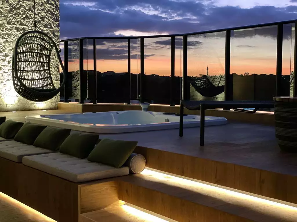 Imagem Cobertura com 3 Quartos à Venda, 300 m²em Asa Norte - Brasília