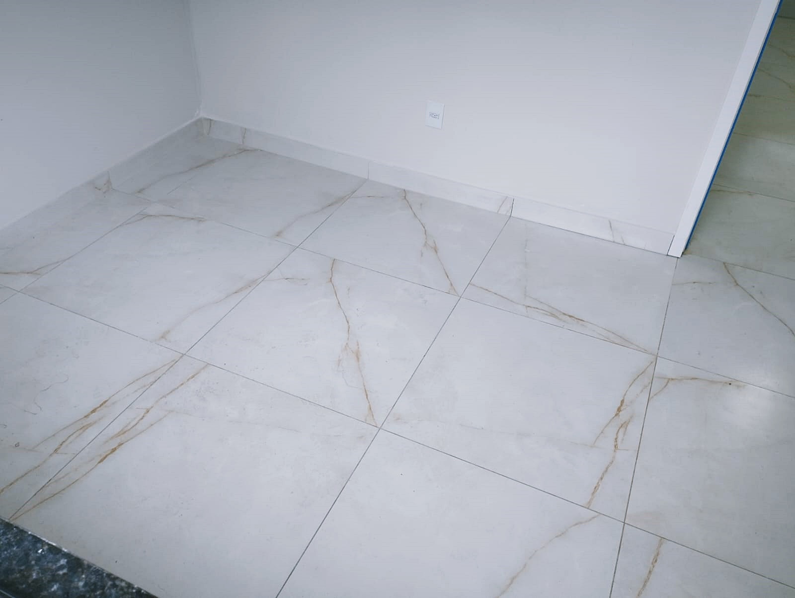Imagem Casa com 3 Quartos à Venda, 144 m²em Ceilândia Norte (Ceilândia) - Brasília Imagem Casa com 3 Quartos à Venda, 144 m²em Ceilândia Norte (Ceilândia) - Brasília
