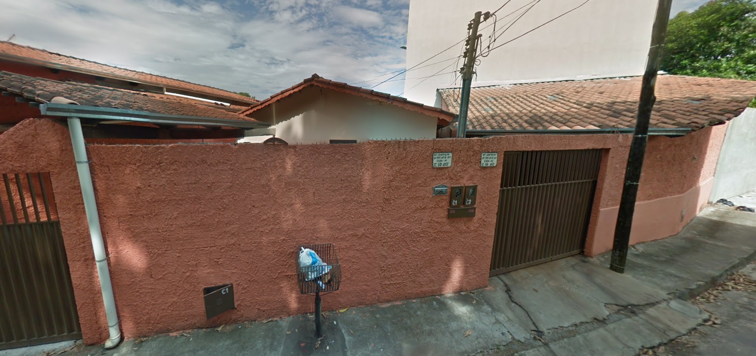 Imagem Casa com 10 Quartos à Venda, 268 m²em Setor São José - Goiânia