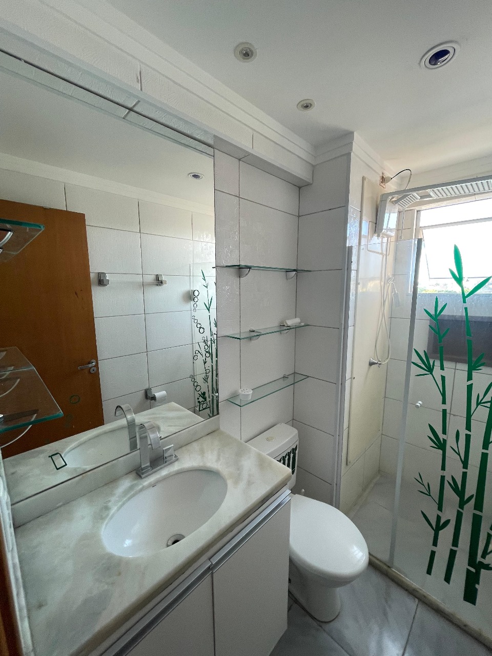 Imagem Apartamento com 3 Quartos à Venda, 68 m²em Centro - Lauro de Freitas Imagem Apartamento com 3 Quartos à Venda, 68 m²em Centro - Lauro de Freitas