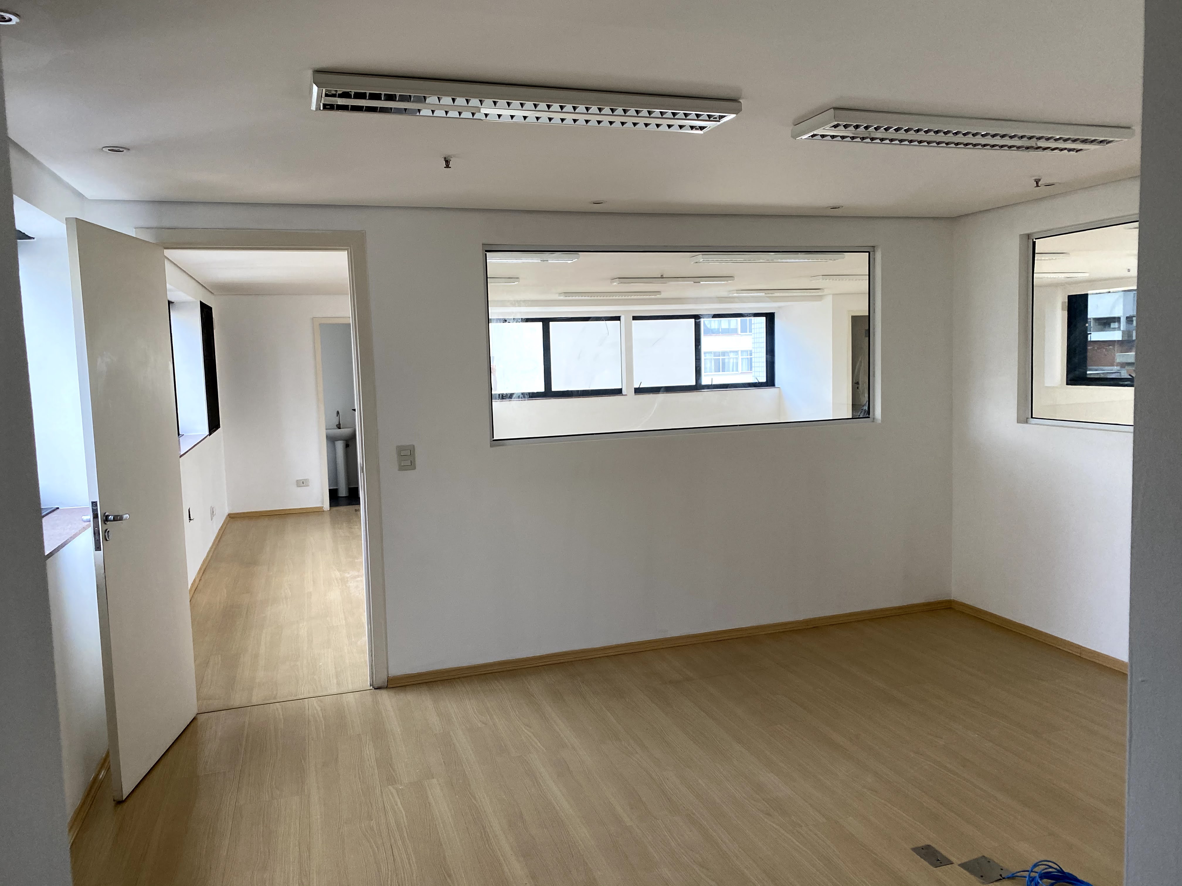 Imagem Sala Comercial à Venda ou Locação, 122 m² em Santa Cecília - São Paulo