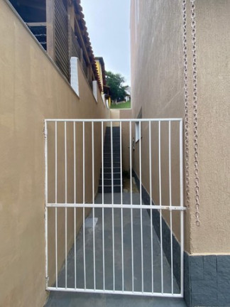 Imagem Casa de Condomínio com 4 Quartos à Venda,  em Albuquerque - Teresópolis