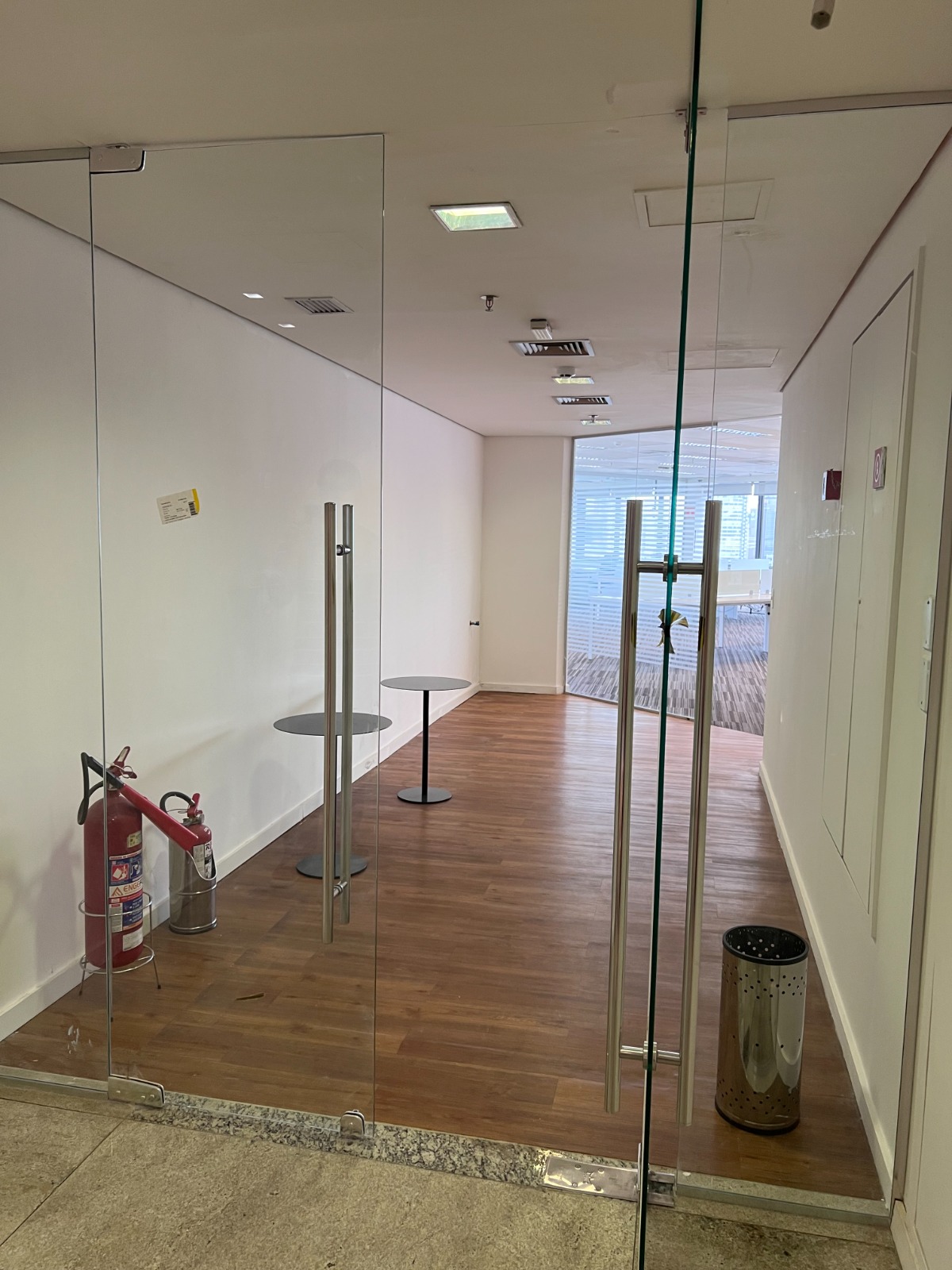 Imagem Sala Comercial para Alugar, 257 m²em Jardim Paulistano - São Paulo Imagem Sala Comercial para Alugar, 257 m²em Jardim Paulistano - São Paulo