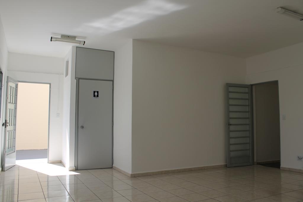 Imagem Galpão para Alugar, 600 m²em Residencial Estoril - Taubaté