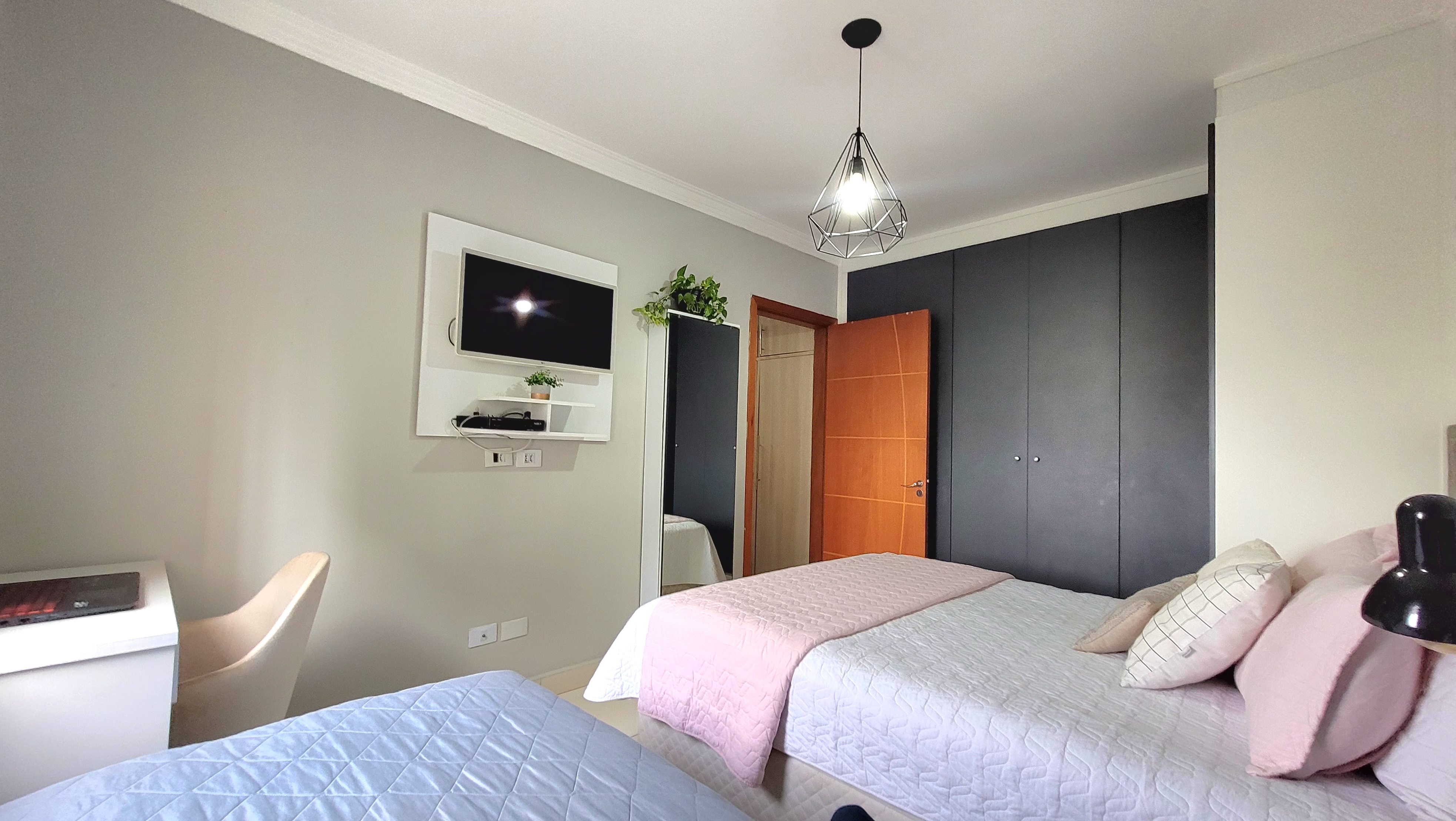 Imagem Apartamento com 2 Quartos à Venda, 75 m²em Campestre - Santo André