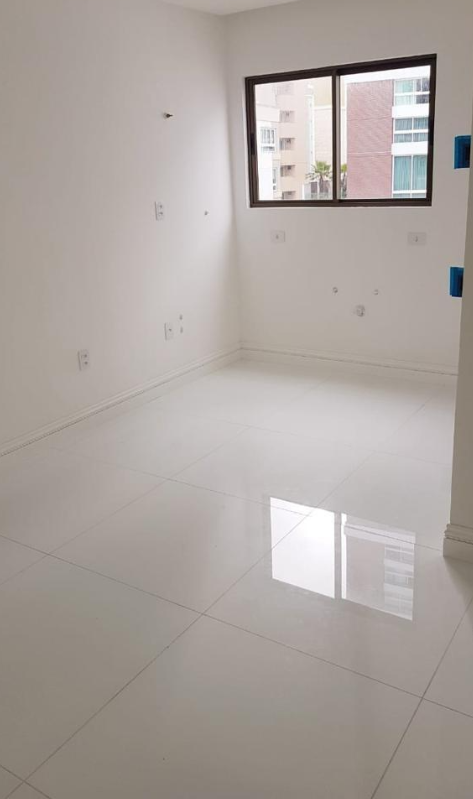 Imagem Apartamento com 3 Quartos à Venda, 110 m²em Centro - Balneário Camboriú