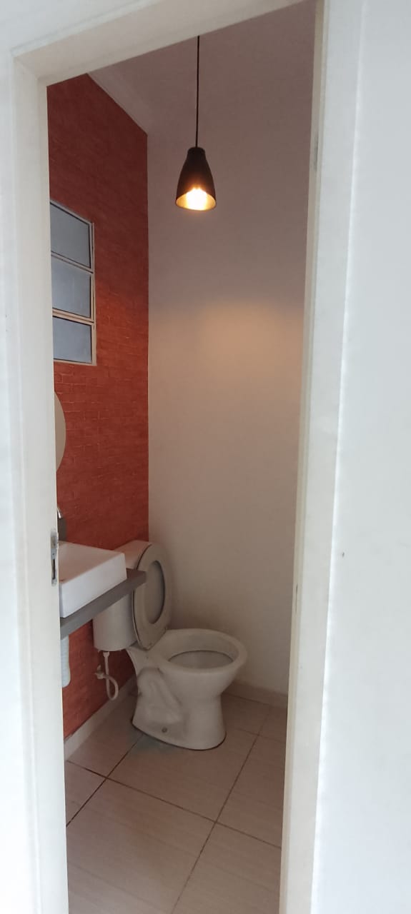Imagem Casa de Condomínio com 2 Quartos para Alugar, 63 m²em Água Espraiada (Caucaia do Alto) - Cotia